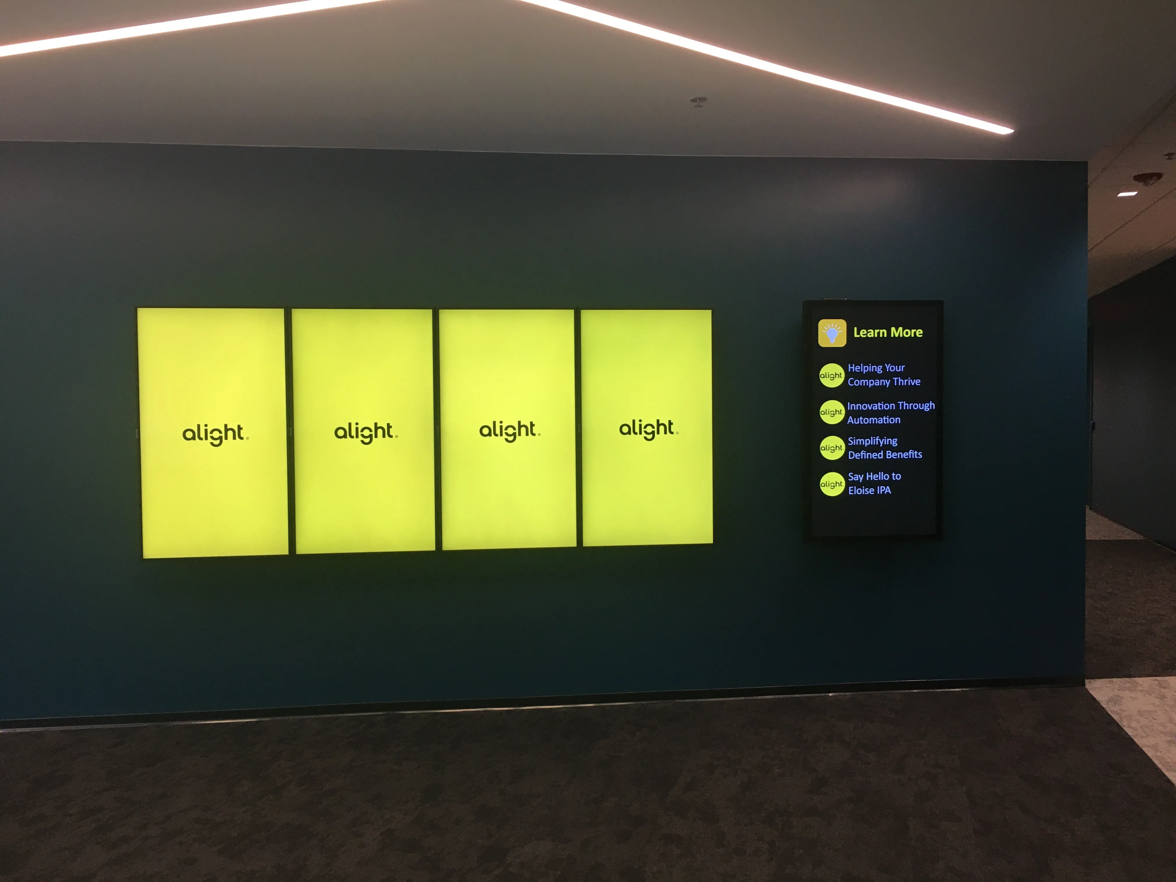 Digital Signage