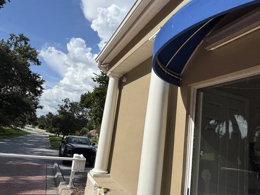 Camera monitoring display